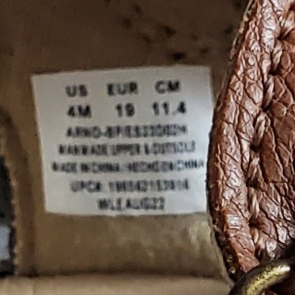 OshKosh/Carter's Boy Shoe Bundle SZ 4 - Picture 13 of 16